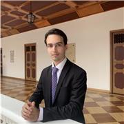 Estudiante de Relaciones Internacionales imparte clases de inglés, alemán, historia, Relaciones Internacionales. También corrige textos (gramática, ortografía) y normas APA